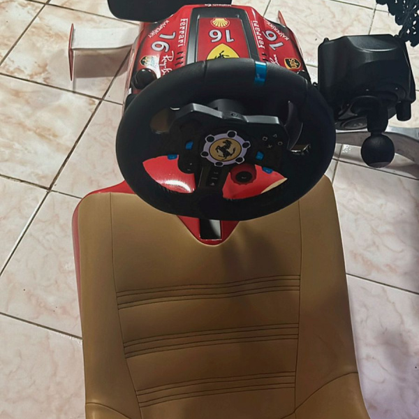 EDIÇÃO 7 - PS5 + COCKPIT DA FERRARI + BRINDES OU 10 MIL